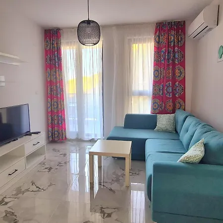 Dolphin Apartment